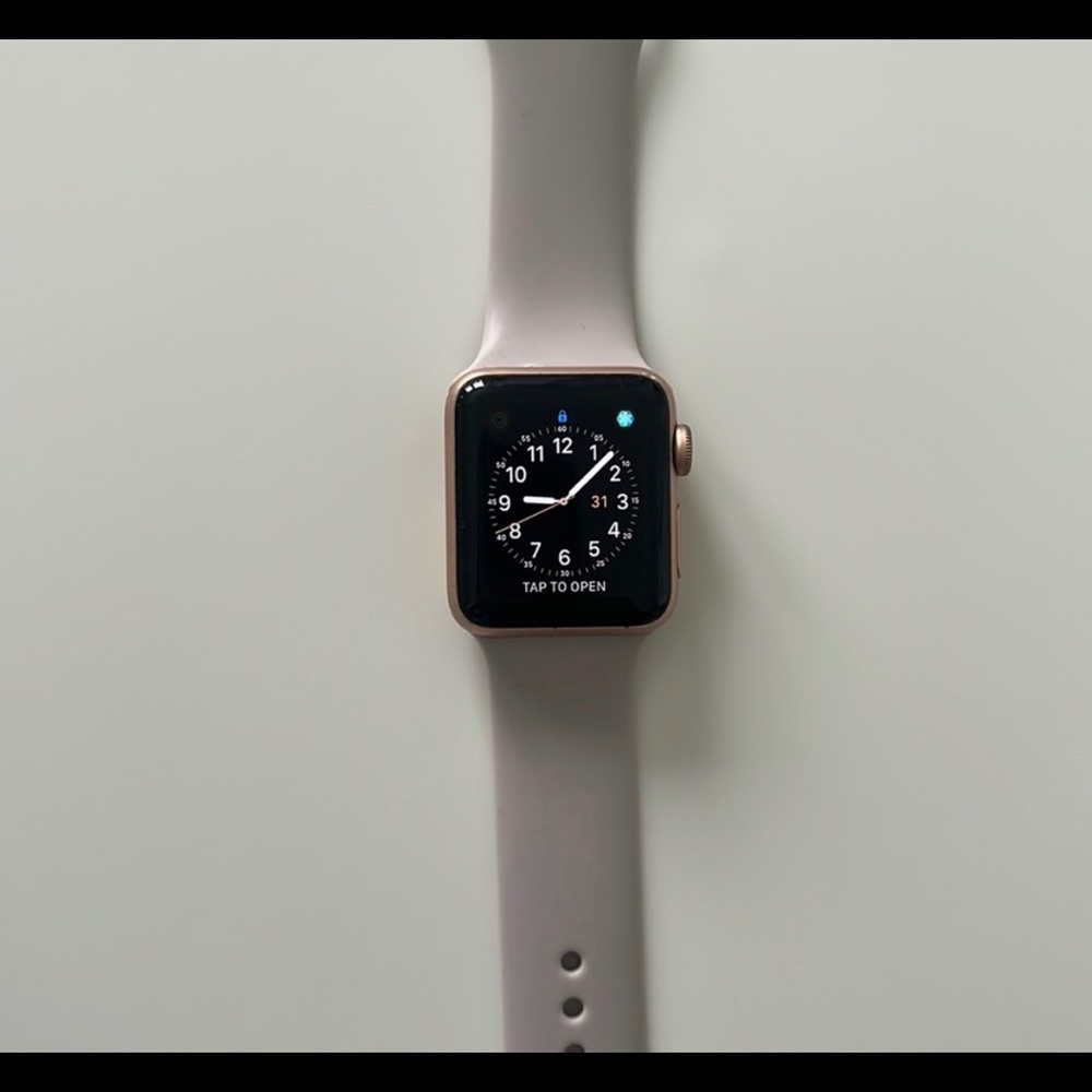 ❌SOLD❌Apple watch 3 series